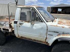 1982 TOYOTA HILUX UTE - picture1' - Click to enlarge