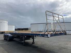 2002 Barker Heavy Duty Tri Axle Tri Axle Flat Top A Trailer - picture0' - Click to enlarge