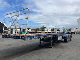 2002 Barker Heavy Duty Tri Axle Tri Axle Flat Top A Trailer - picture1' - Click to enlarge