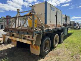 1984 Fruehauf Tri Axle Flat Top Trailer - picture2' - Click to enlarge