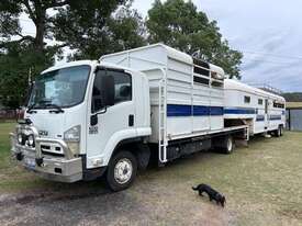 2008 ISUZU FRR600 TRUCK WITH 1995 MACRO GOOSENECK - picture0' - Click to enlarge