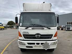 2006 Hino GH Curtainsider - picture0' - Click to enlarge