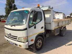 2009 Hino 300 series Tipper - picture1' - Click to enlarge