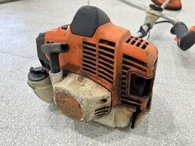 STIHL FS240 Whipper Snipper (Ex Council) - picture0' - Click to enlarge