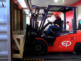 EP COUNTERBALANCE FORKLIFT 5.0T-HIGH PERFORMANCE - picture0' - Click to enlarge