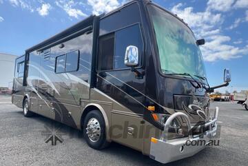 2011 Tiffin Allegro Breeze 32BR Motor Home
