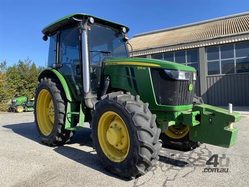 caption John Deere 5115M MFWD