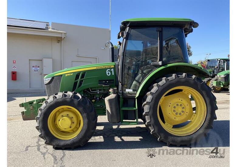 caption John Deere 5115M MFWD