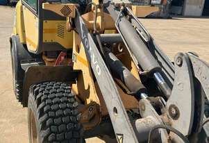 2005 Volvo L20B-P Wheel Loader, E.M.U.S MS1001