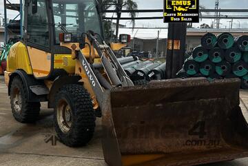 2005 Volvo L20B-P Wheel Loader, E.M.U.S MS1001