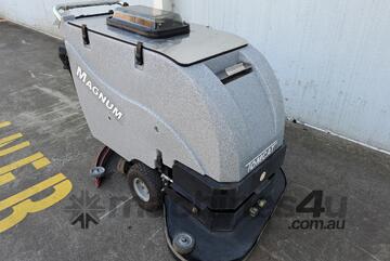 Refurbished Conquest Magnum 34TD Scrubber Second-Hand Industrial Ride-On