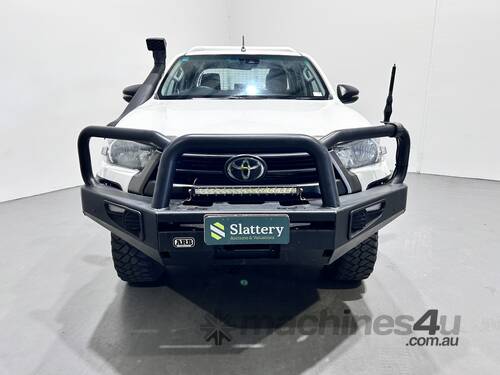 2021 Toyota Hilux SR Diesel