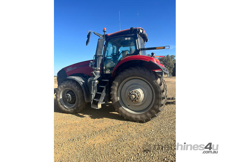 CASE IH Magnum 250 FWA/4WD Tractor
