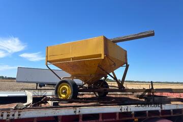 Thomas Grain Feed Out Cart