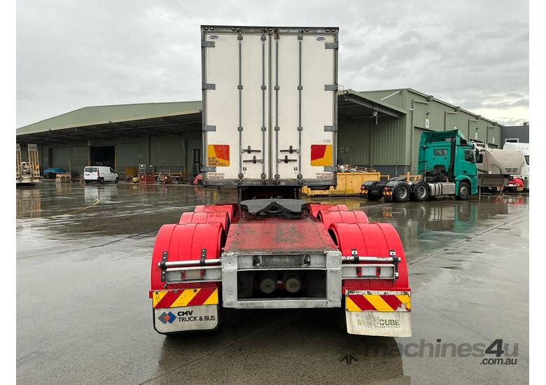 caption 2006 Southern Cross Trailers Standard Tri Axle Tri Axle Roll Back Refrigerated Pantech A Trailer