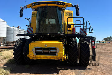 New Holland CR9.90 Header(Combine) Harvester/Header