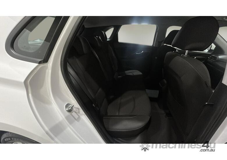 caption 2017 Hyundai i30 Active Petrol
