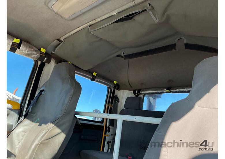 2011 Isuzu FSS 4x4 Firetruck