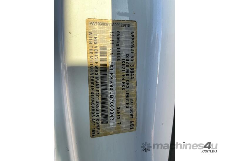 2011 Isuzu FSS 4x4 Firetruck