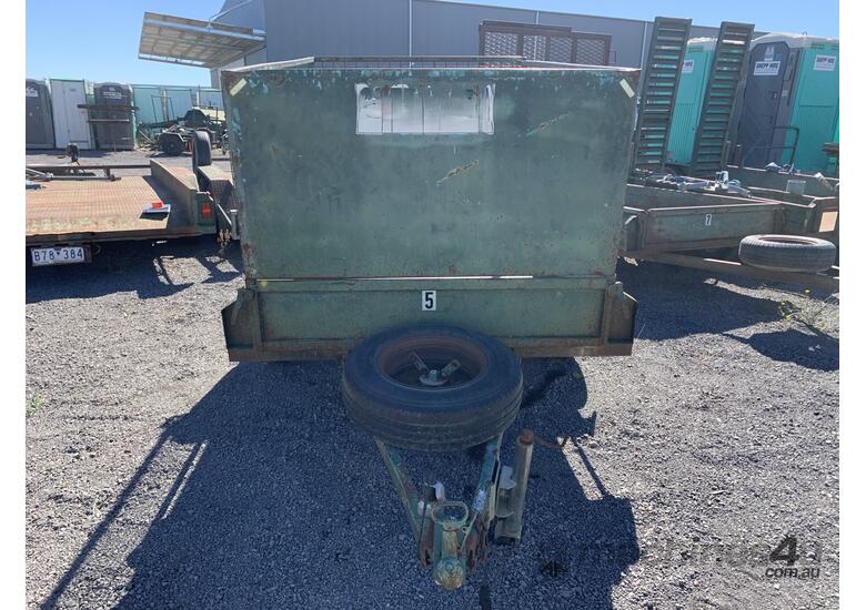 caption 1989 LDK 7x5 Caged Box Trailer