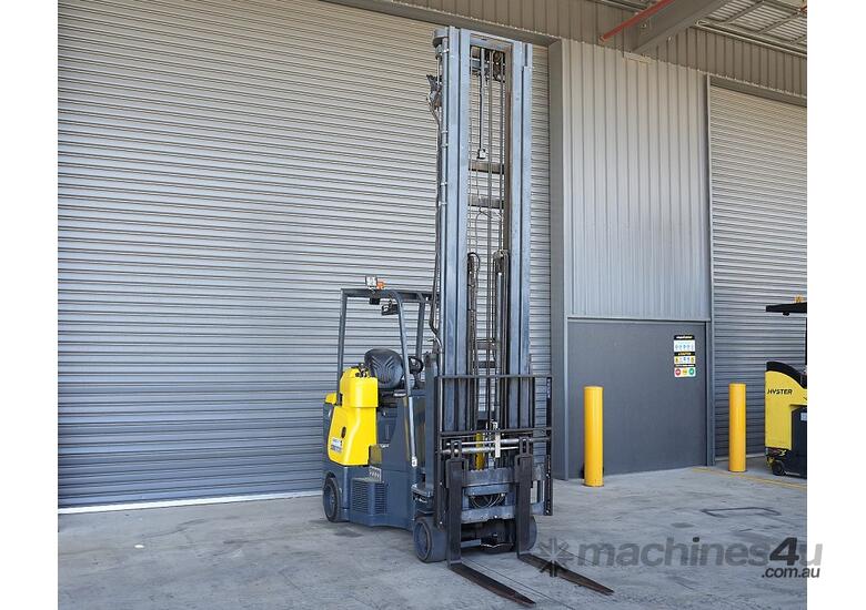 Used Aisle-Master 20SHE Articulating Mast Forklift