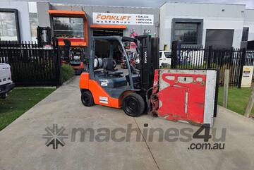 Toyota 2.5T Forklift Container Mast with White Goods Clamp(Unit#:AU367)