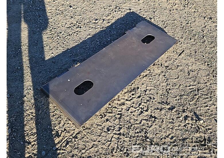 caption Unused Captok Heavy Duty Mounting Plate to suit Skidsteer Loader