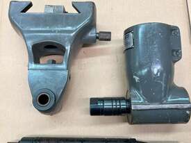Bridgeport Tooling Quillmaster  and Horizontal attachments - picture0' - Click to enlarge