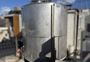 Tank Stainless Steel with agitator 2.3m wide x 3m high 9500 ltr