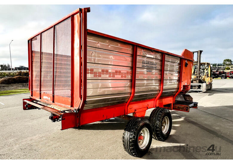 caption Buckton SD100 Sidefeed Silage Wagon