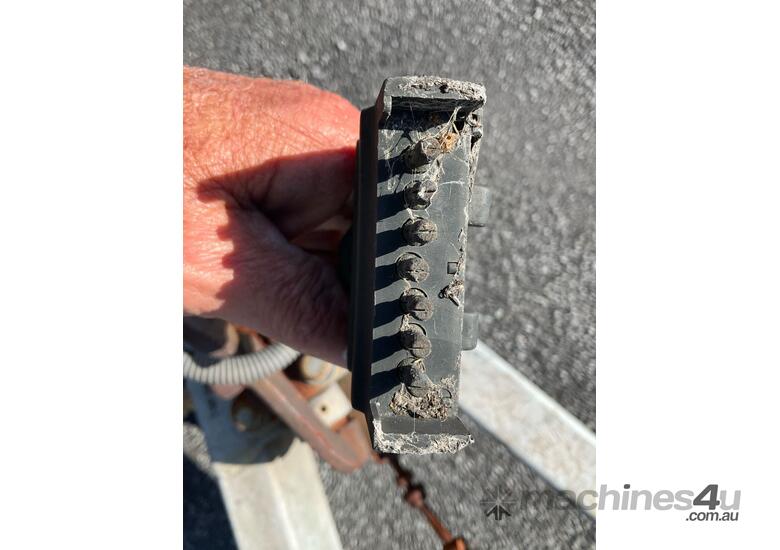 caption 2009 Berwick Trailers Single Axle Pump