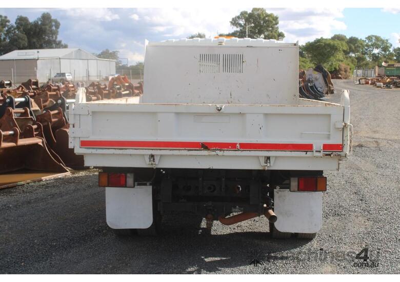 2017 Isuzu Npr 65 190