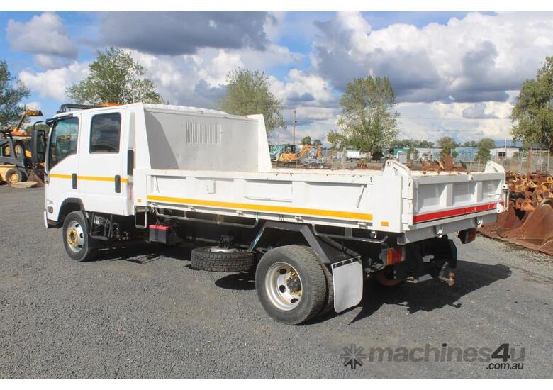 2017 Isuzu Npr 65 190