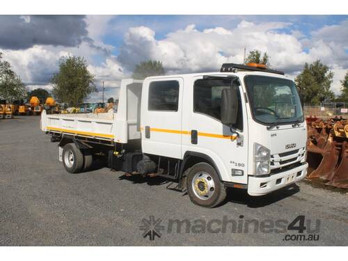 2017 Isuzu Npr 65 190