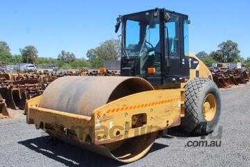 Caterpillar 2010   CS533E XT
