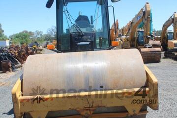 Caterpillar 2010   CS533E XT