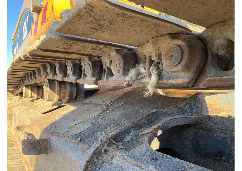 caption Caterpillar 329D Excavator (Steel Tracked)