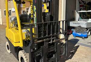 Late Model Container Mast Hyster Forklift