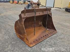 Hydraulic Tilt Bucket to suit 30T Excavator  - picture0' - Click to enlarge