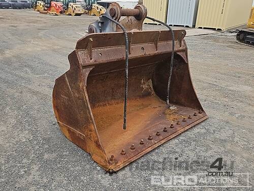 caption Hydraulic Tilt Bucket to suit 30T Excavator
