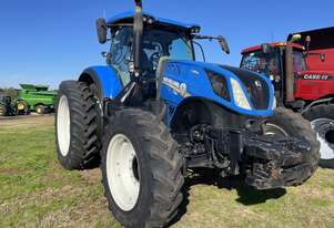 2018 New Holland T7.315 HD Row Crop Tractors