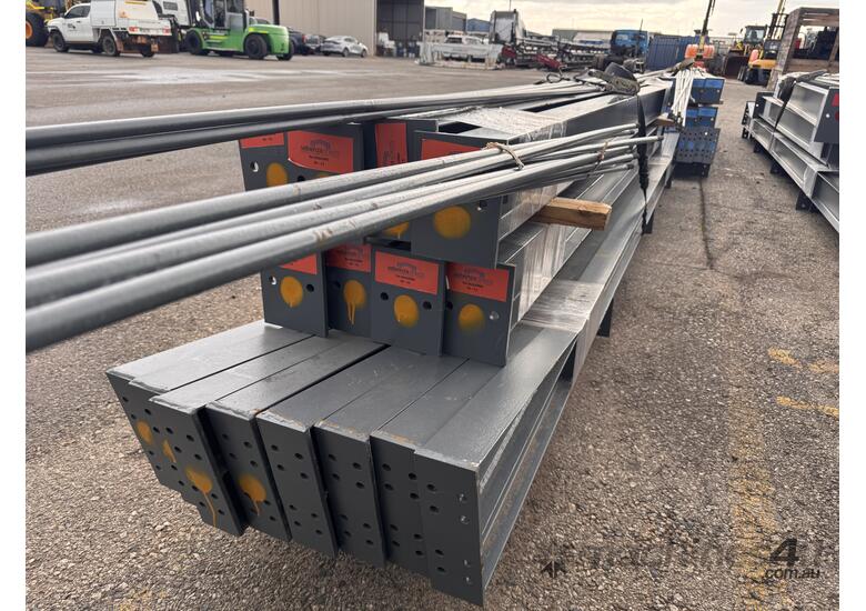 Unused Portal Frame Steel Shed (9mx18mx3.9m)