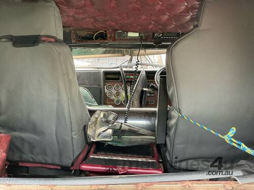caption 2004 Kenworth T650 6x4 Prime Mover