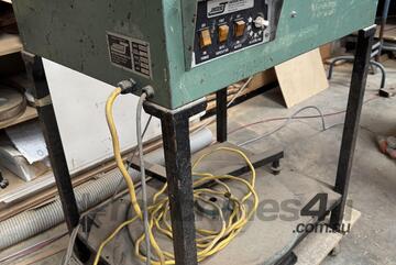 Edge Bander (Pie Warmer) Janssens Industries Model Feb 400 Number 639