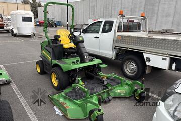 John Deere 1570 TerrainCut Commercial Front Mower - Auction