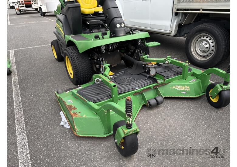 caption John Deere 1570 TerrainCut Commercial Front Mower - Auction