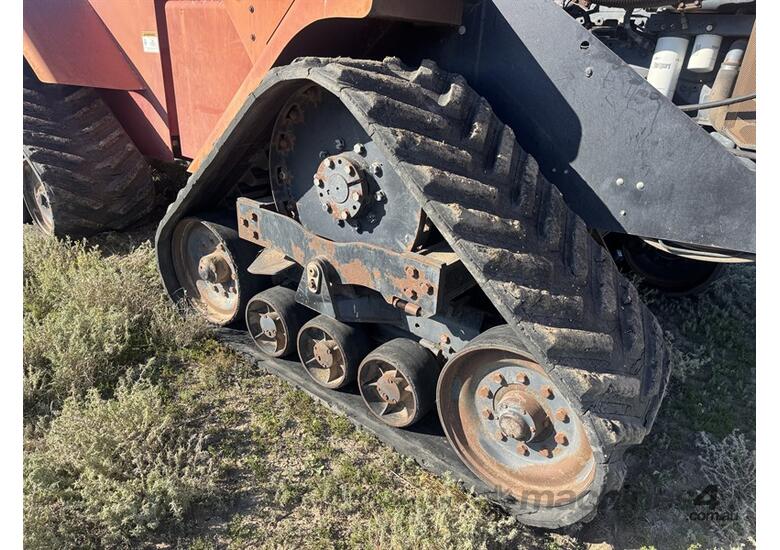 caption CASE IH QUADTRAC 9370 TRACTOR