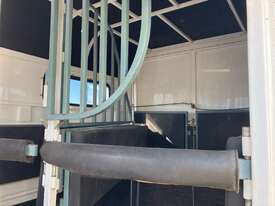2016 Euro Float 2HSL-L400 Tandem Axle Horse Float - picture0' - Click to enlarge