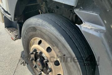 2015 Isuzu FVZ 1400 Crane Truck (Table Top)