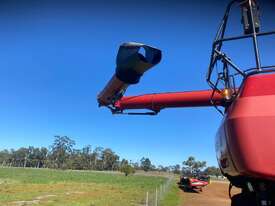 Combine Harvester Case IH 8230 - picture1' - Click to enlarge
